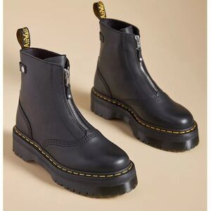 🆕NIB Dr. Martens Jetta Sendal Leather Boot size 9